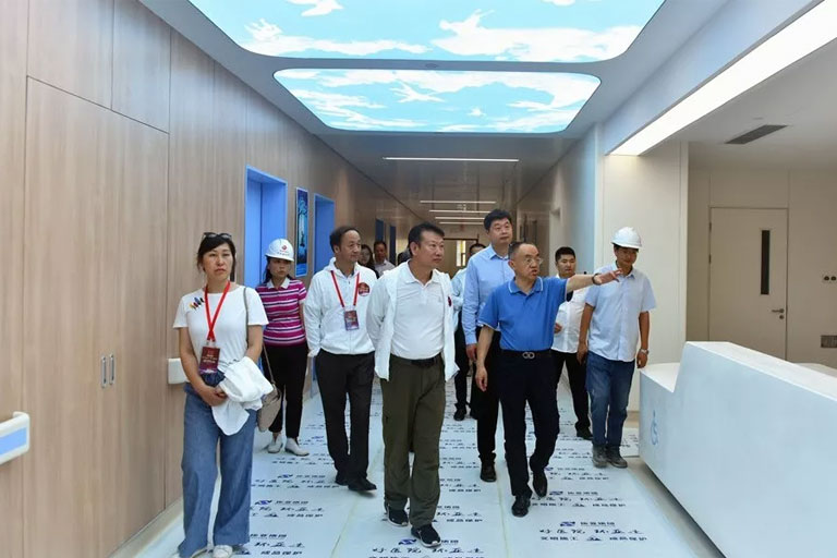 全國省級(jí)廣播電視臺(tái)媒體代表來國際醫(yī)學(xué)調(diào)研