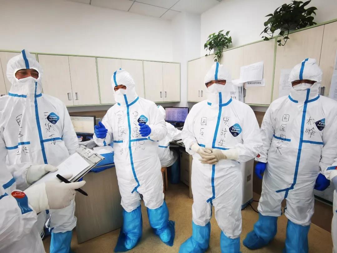 【戰(zhàn)“疫”人物】白衣當鎧甲，抗“疫”是打仗——記西安國際醫(yī)學中心醫(yī)院赴湖北醫(yī)療隊專家王飆落