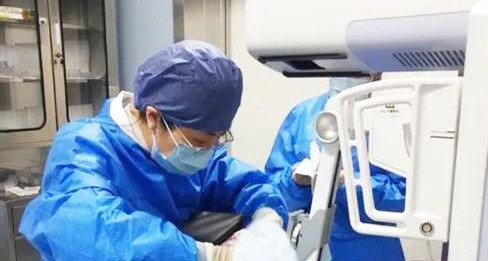 小到1—2mm的鈣化也能活檢！西安國(guó)際醫(yī)學(xué)中心醫(yī)院采用精準(zhǔn)技術(shù)讓乳腺早癌無處可逃