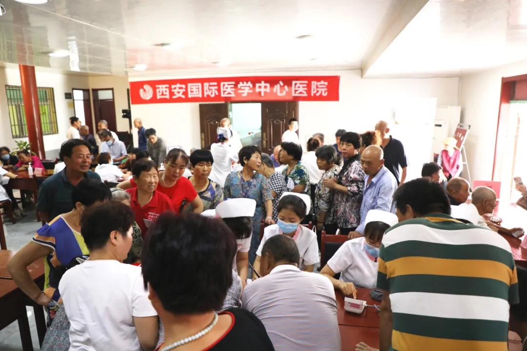 “施天使之愛，佑百姓健康”系列公益義診——走進(jìn)綠地社區(qū)