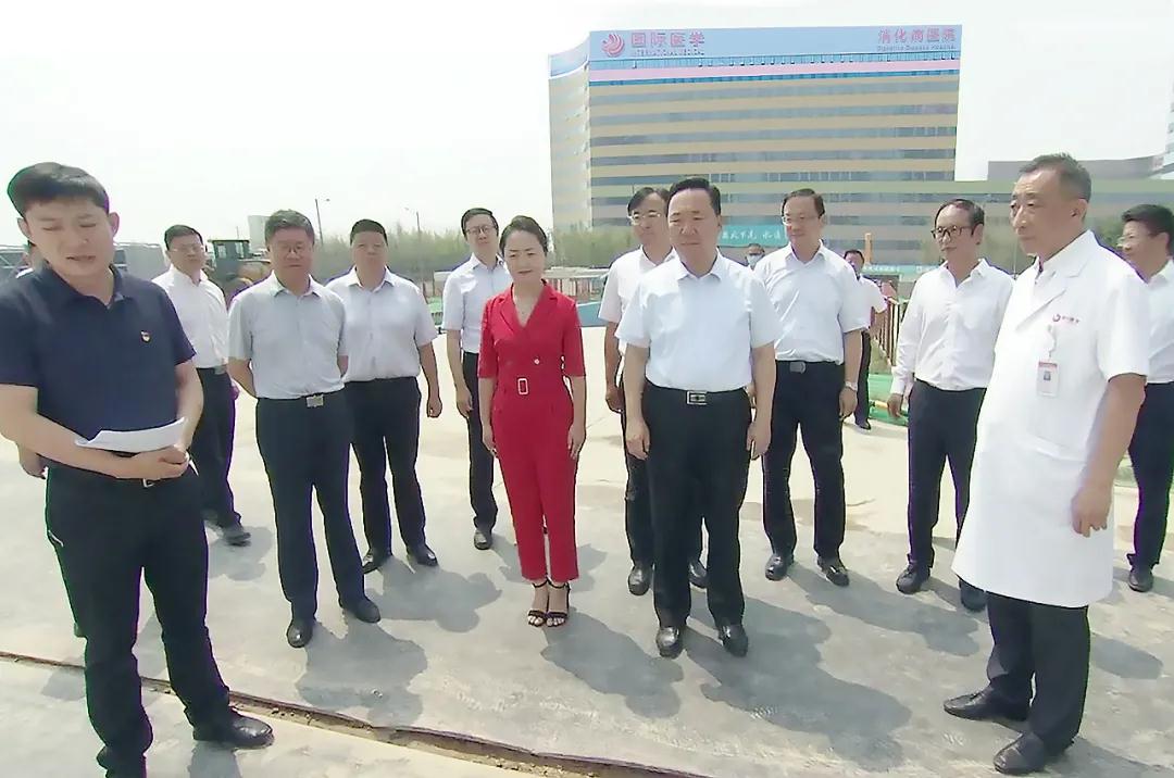 省委常委、市委書記王浩親臨西安國際醫(yī)學中心醫(yī)院檢查指導(dǎo)健康西安建設(shè)工作