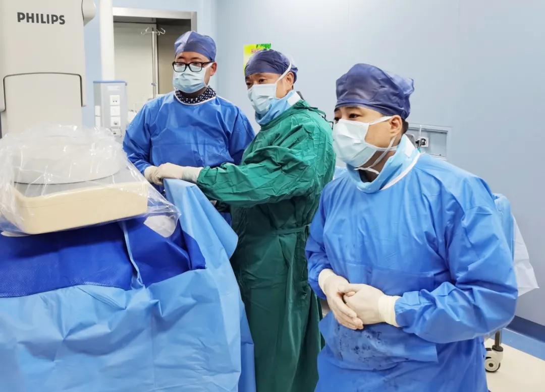 百歲老人吃飯難題解決了！