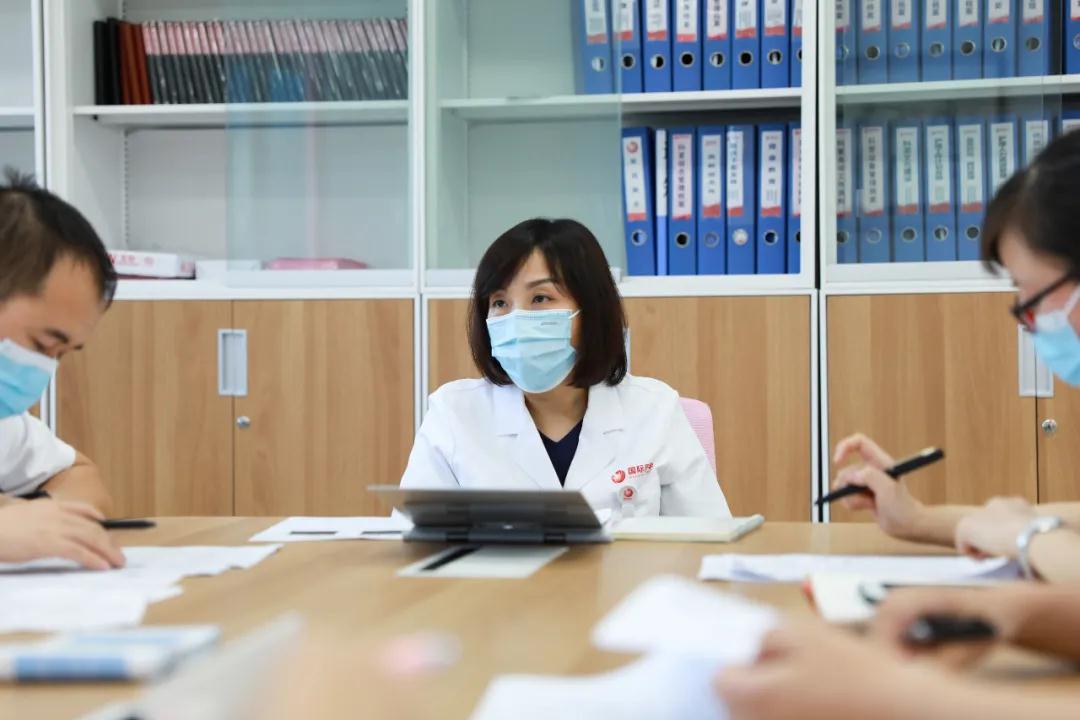 陽光網(wǎng)—薛妍：醫(yī)生要有溫度、有尺度、有深度