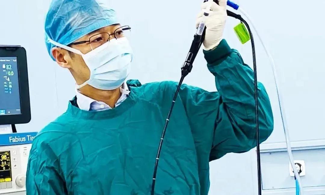 6秒打通氣道！胸科專家為80歲患者實(shí)施TTS氣道支架手術(shù)