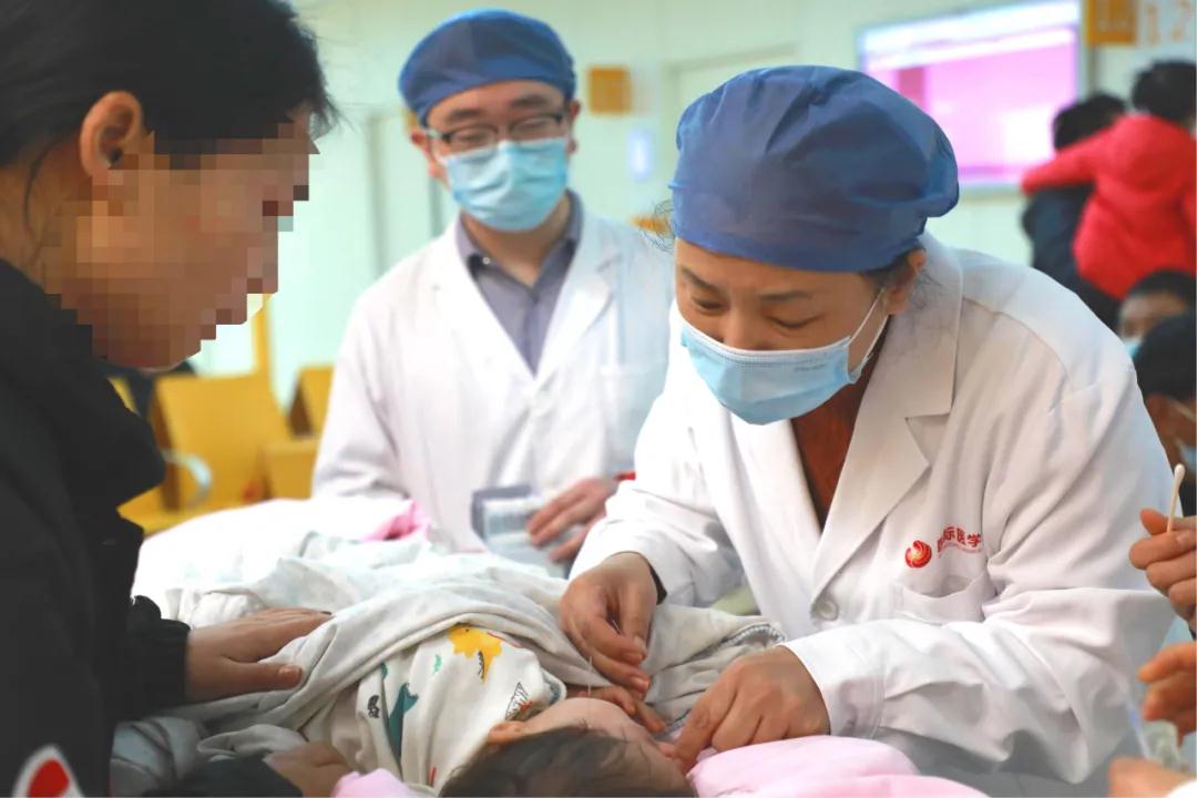 小兒高熱暈厥，這個(gè)穴位一針見效！