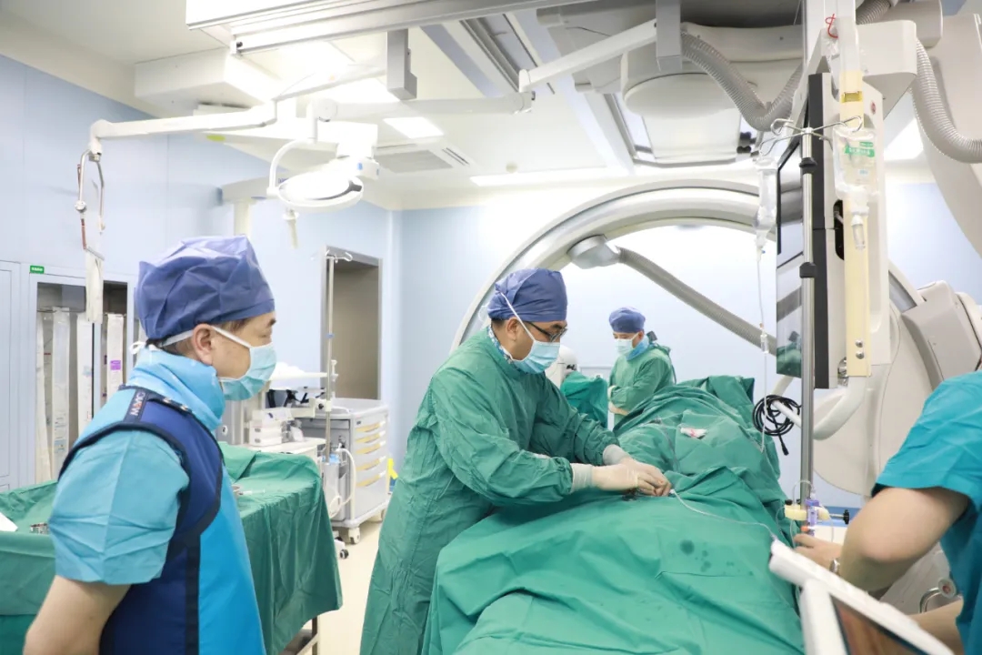 五一勞動最光榮｜向佑護(hù)健康的白衣天使致敬！