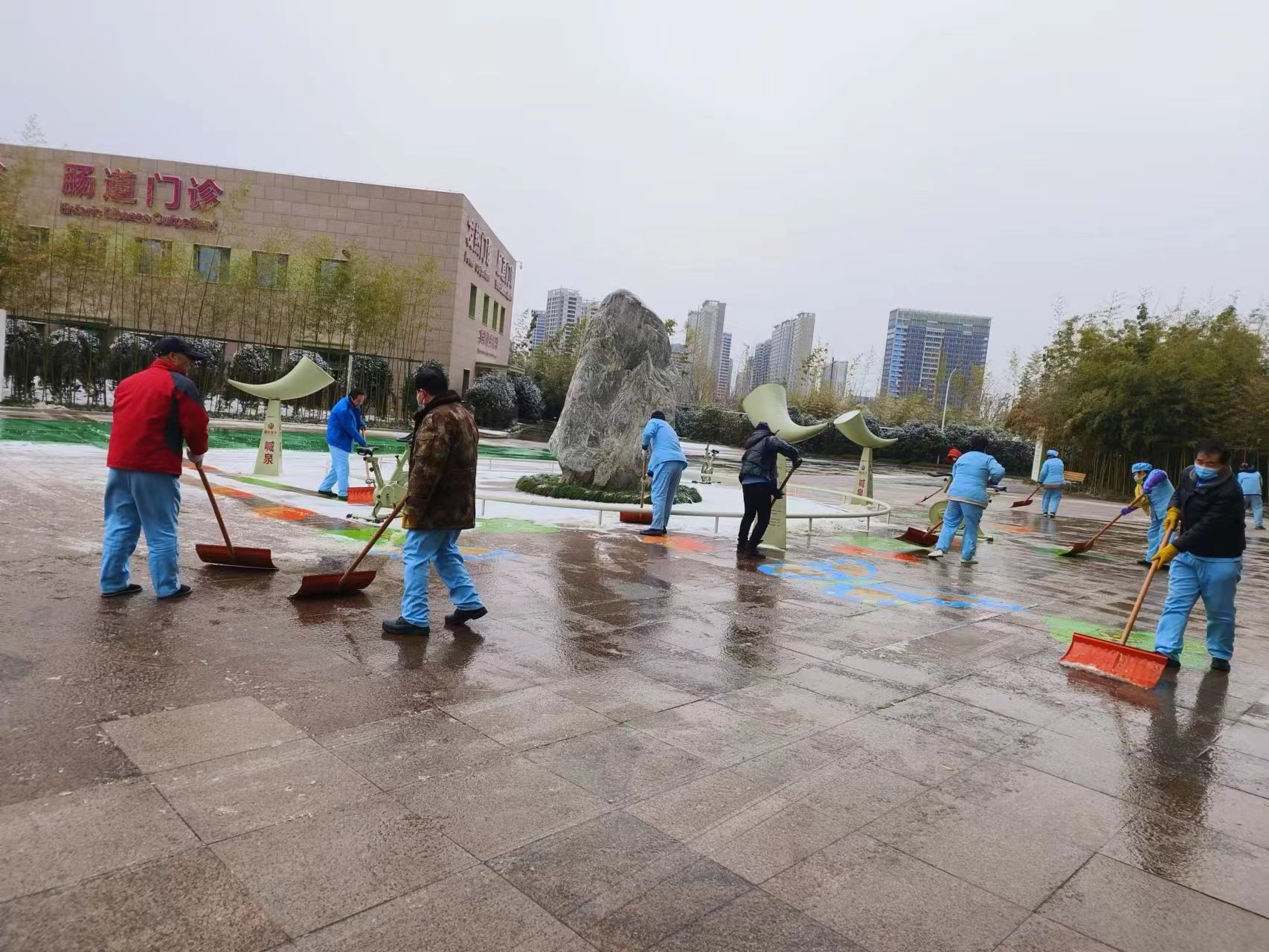 雪很美，他們也很美