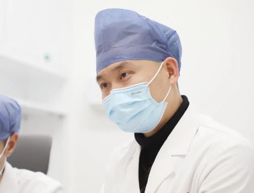 晨練后就頭暈氣喘，這位大叔問(wèn)題到底出在哪？